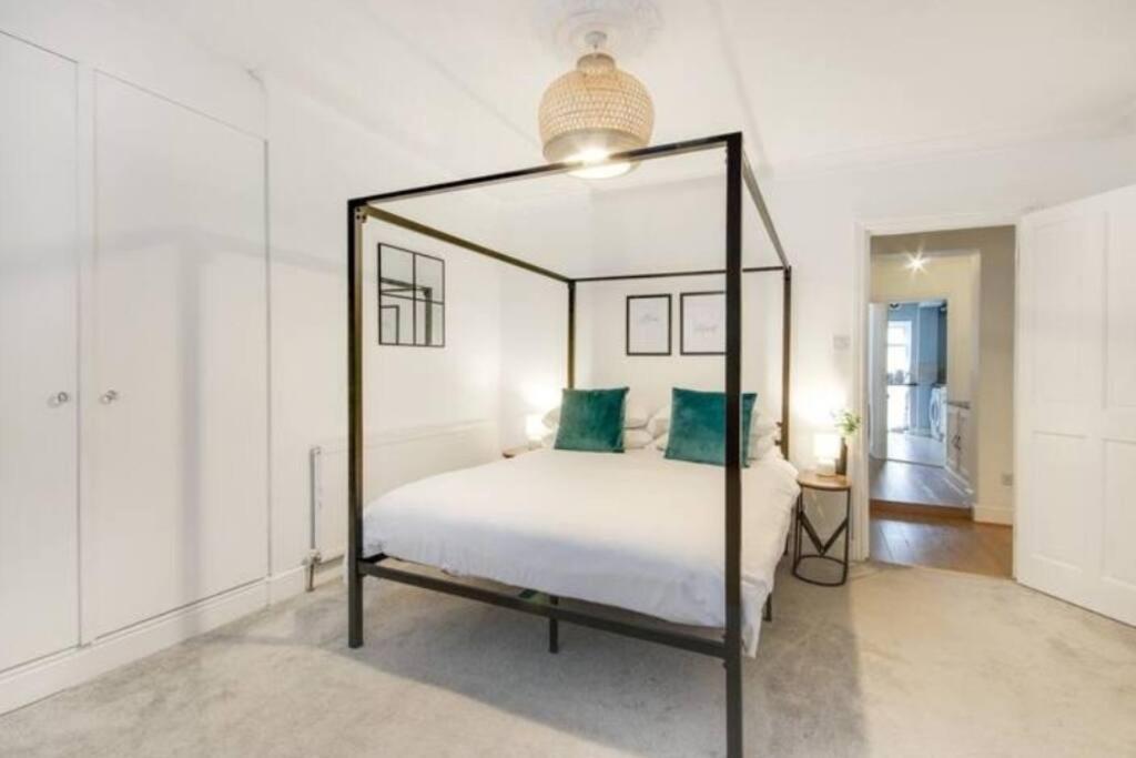 Central 2 Bedroom Garden Flat With Free Parking Royal Tunbridge Wells Exterior photo